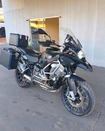 BMW R 1250 GS ADVENTURE PREMIUM TRIPLE BLACK BMW R 1250 GS ADVENTURE PREMIUM TRIPLE BLACK